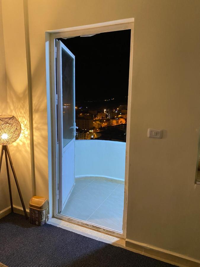 Bed and Breakfast Hustle'S Look Wadi Musa Exterior foto