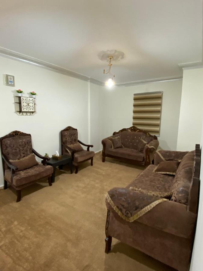 Bed and Breakfast Hustle'S Look Wadi Musa Exterior foto
