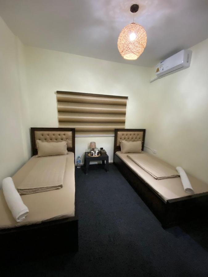 Bed and Breakfast Hustle'S Look Wadi Musa Exterior foto