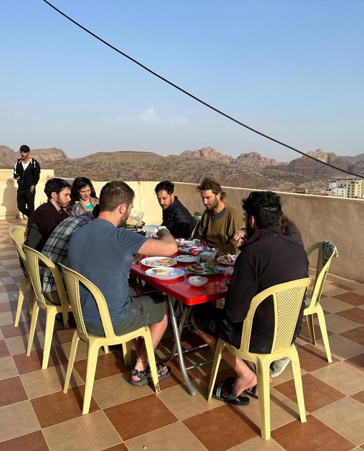Bed and Breakfast Hustle'S Look Wadi Musa Exterior foto